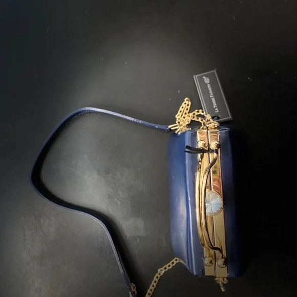 Blue purse with gold - Picture 7 of 8